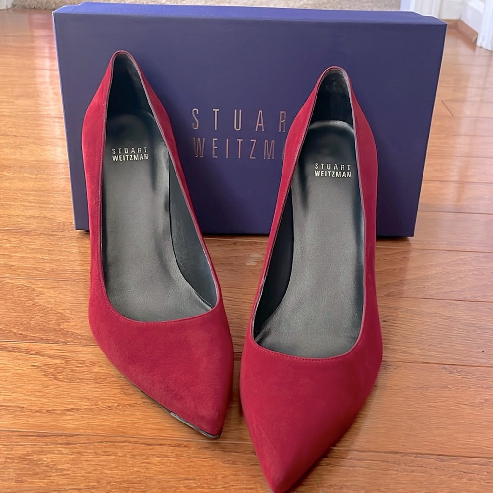 👡 Stuart Weitzman Red Suede Heels